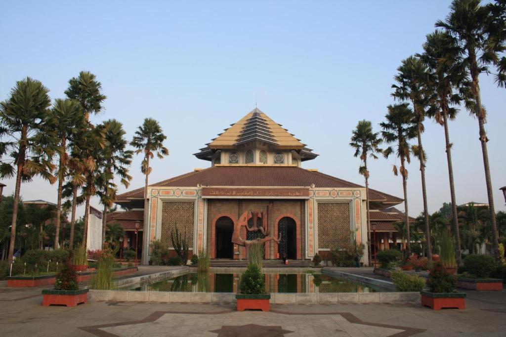 Oyo 92256 Sentosa Residence Yogyakarta Dış mekan fotoğraf