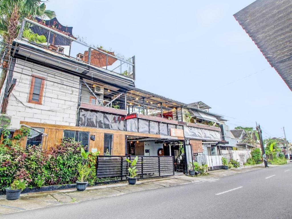 Oyo 92256 Sentosa Residence Yogyakarta Dış mekan fotoğraf